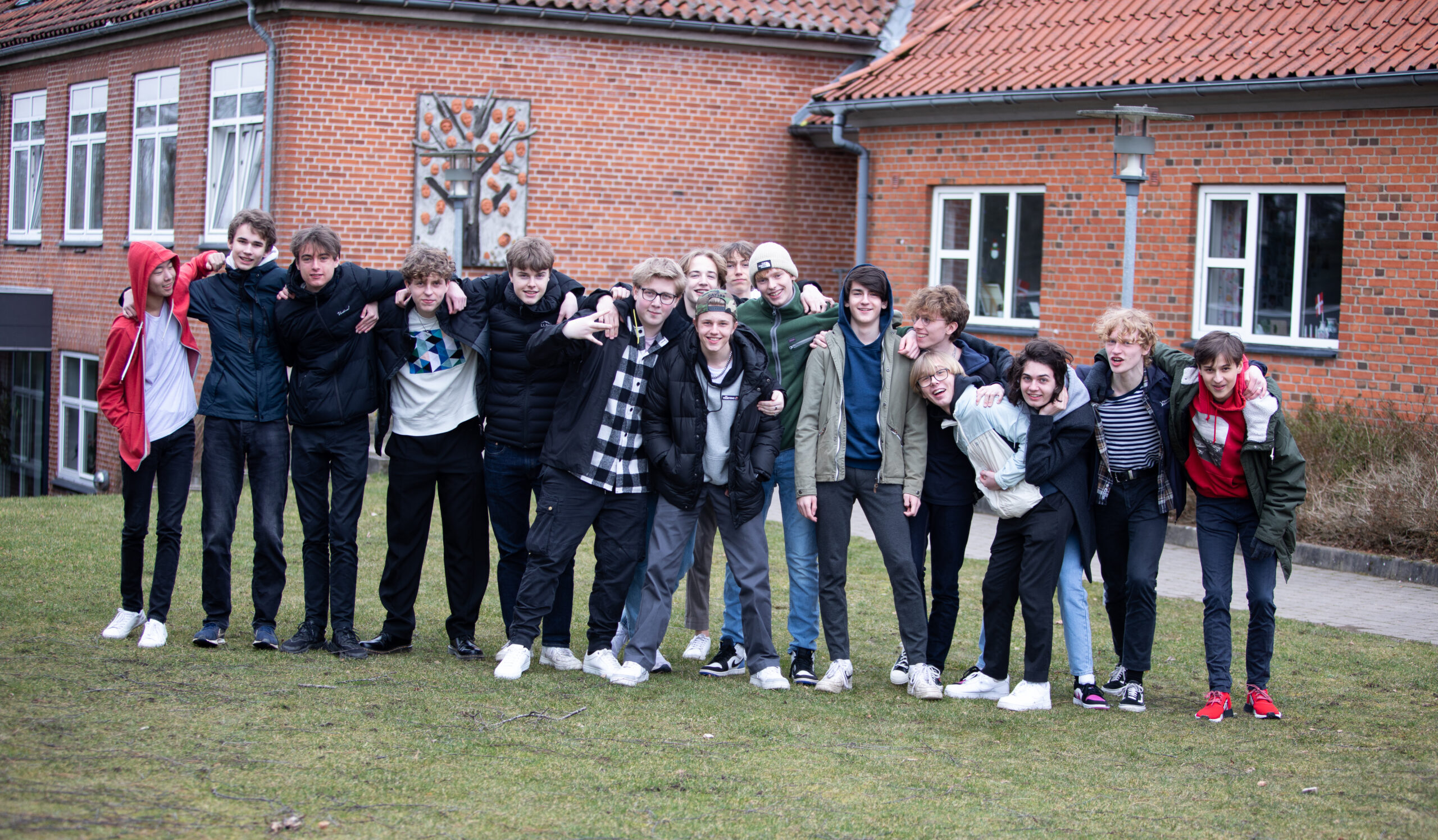 9E5A0332 Billede af Jes Norbys kunstfrise i foredragssalen